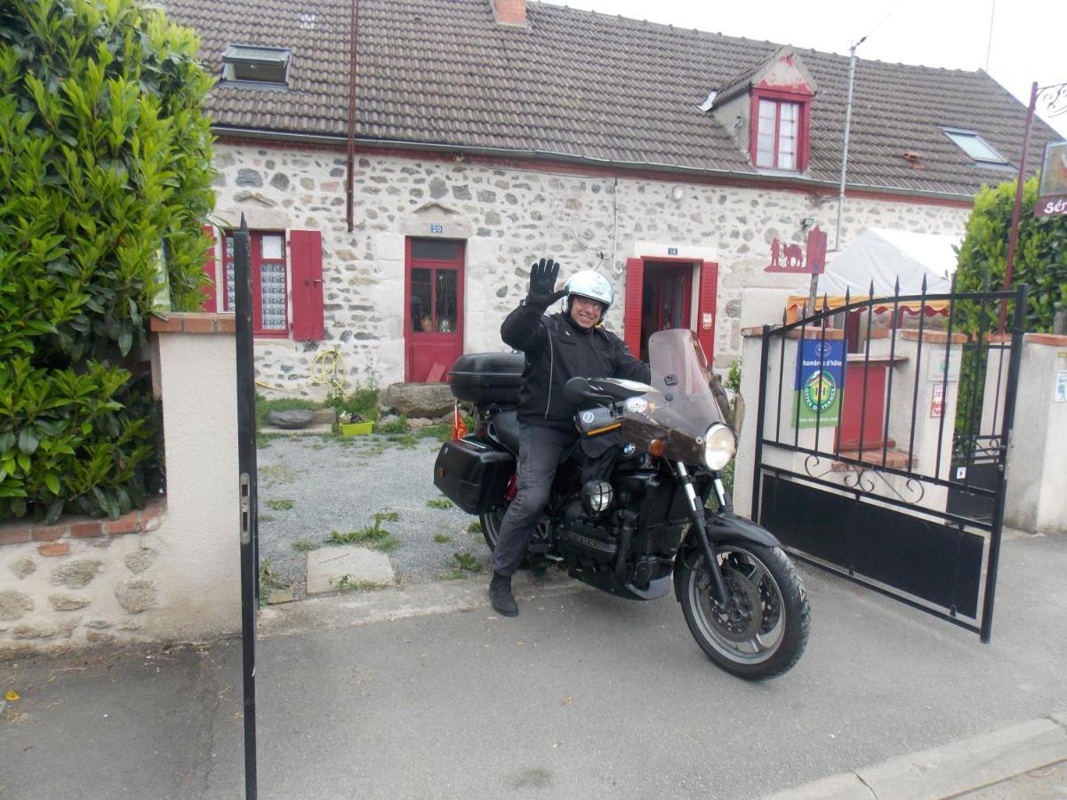 Les Maitres Sonneurs Bed & Breakfast Huriel Ngoại thất bức ảnh